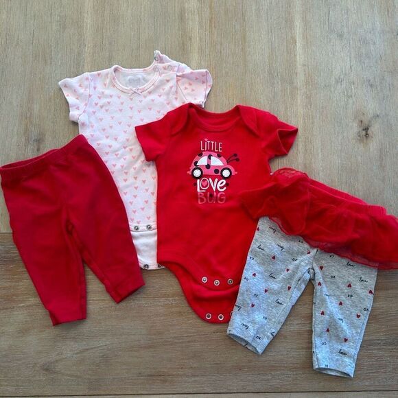 Baby Girl Valentine’s Day Four Piece Outfit Bundle Size 3 months Color Red White - Picture 1 of 7